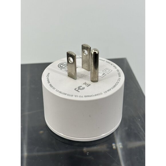 One Geeni DOT Smart Wi-Fi Smart Outlet Plug - Picture 4 of 4